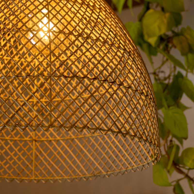 luminaria-rattan-fibras-naturais-pendente-decorativa-bali-artesanal-artesintonia-rattan-4