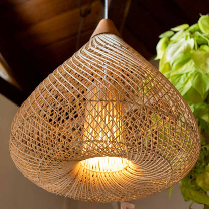 luminaria-rattan-fibras-naturais-pendente-decorativa-bali-artesanal-artesintonia-lustre-boho-decoracao-balinesa-artesintonia