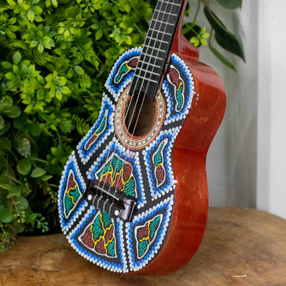 ukulele aborigene artesanato pintura madeira bali instrumento musical som ritmo musica melodia tocar cultura loja artesintonia 01