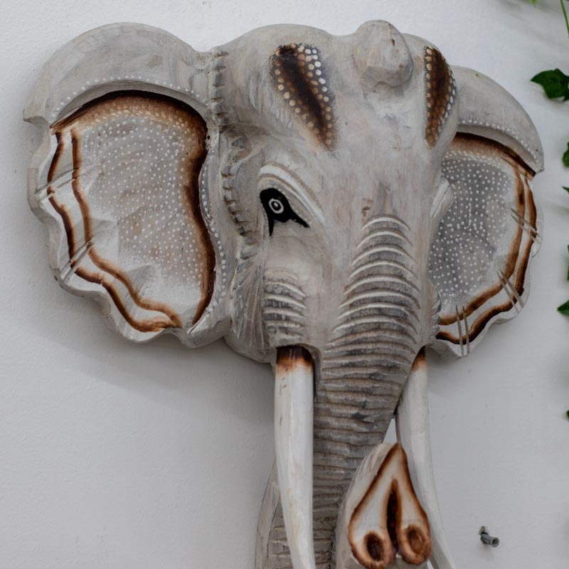 escultura cabeca elefante madeira entalhada branco animal realista bali indonesia artesintonia 1