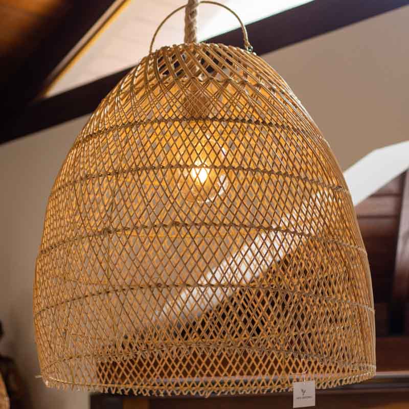 luminaria-rattan-fibras-naturais-pendente-decorativa-bali-artesanal-artesintonia-lustre-boho-decoracao-balinesa-artesintonia-1