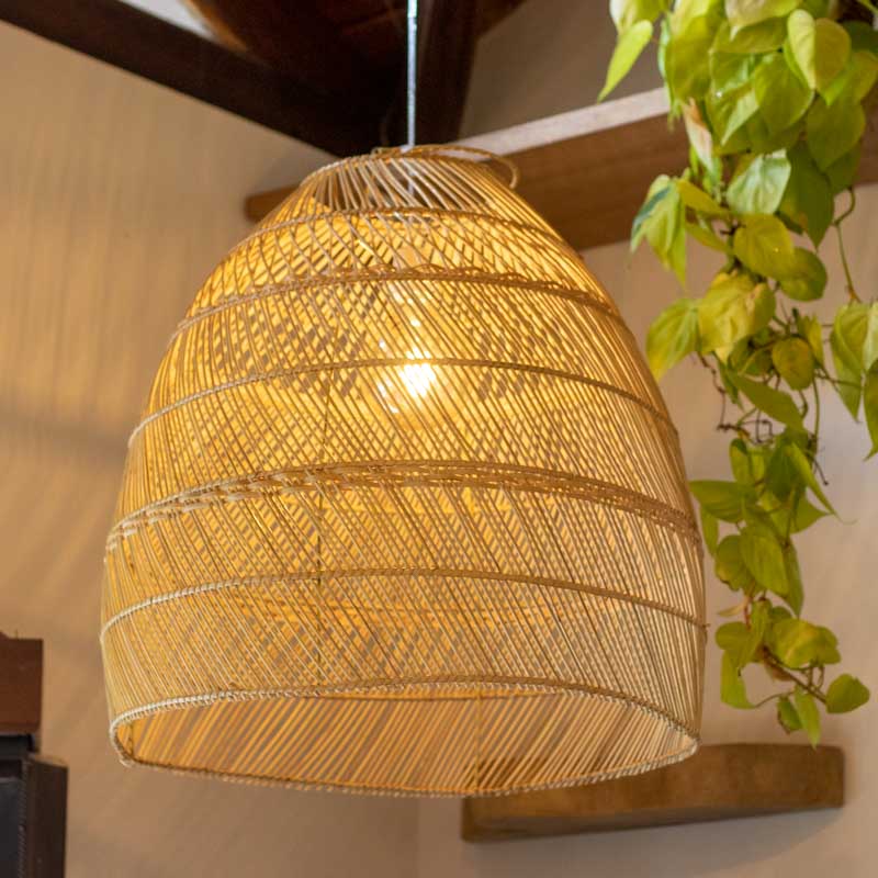 luminaria-gorda-grande-G-fibras-naturais-home-decor-decoracao-balinesa-bali-artesanal-artesanato-indonesia-artesintonia-