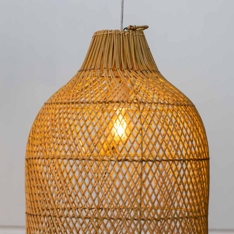 luminaria-rattan-fibras-naturais-pendente-decorativa-bali-artesanal-artesintonia-lustre-boho-decoracao-balinesa-artesintonia-1