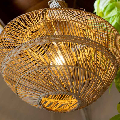 luminaria-rattan-fibras-naturais-pendente-decorativa-bali-artesanal-artesintonia-lustre-boho-decoracao-balinesa-artesintonia