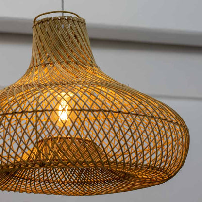 luminaria-rattan-fibras-naturais-pendente-decorativa-bali-artesanal-artesintonia-lustre-boho-decoracao-balinesa-artesintonia-1