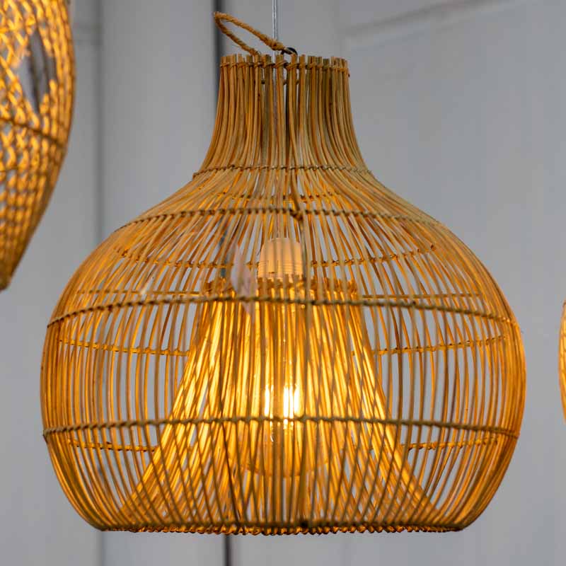 luminaria-rattan-fibras-naturais-pendente-decorativa-bali-artesanal-artesintonia-lustre-boho-decoracao-balinesa-artesintonia