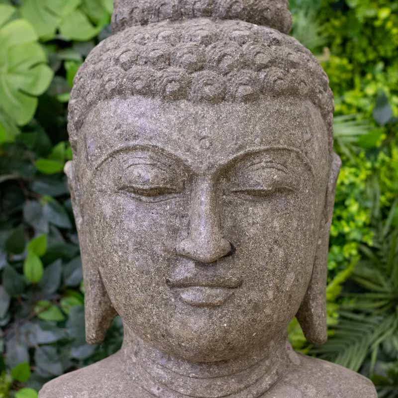 escultura estatua buda buddha cabeca busto rosto esculpida pedra vulcanica bali indonesia artesanato zen budismo templo meditacao nirvana jardim garden decoracao casa comprar loja artesintonia